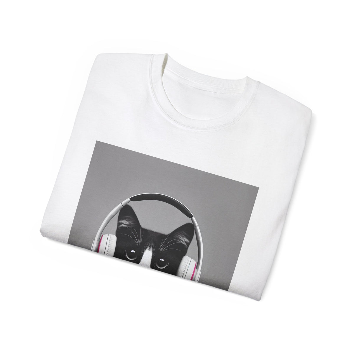 Cool Cat with Headphones   Unisex Tee
