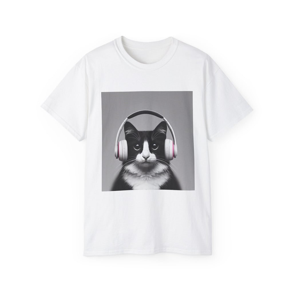 Cool Cat with Headphones   Unisex Tee