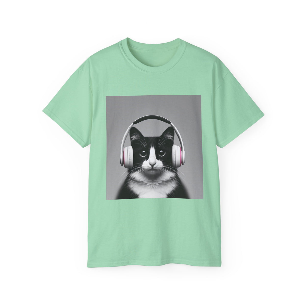 Cool Cat with Headphones   Unisex Tee