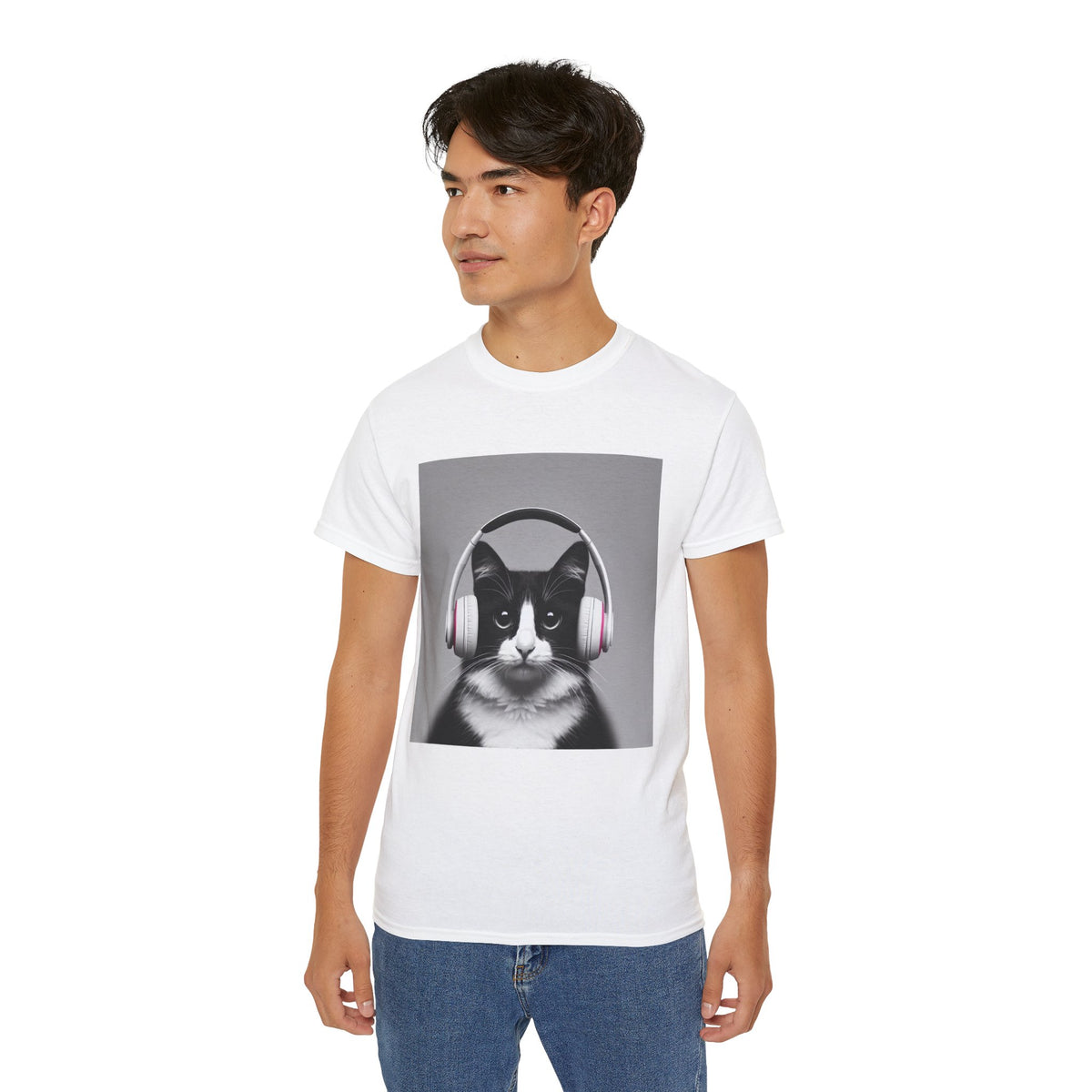 Cool Cat with Headphones   Unisex Tee